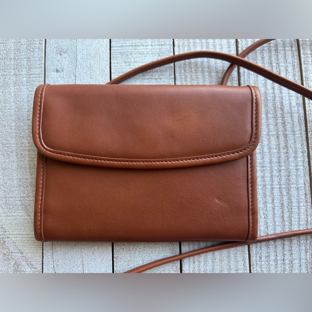 Vintage Coach Envelpoe Swing Wallet #4843 - Picture 6 of 15
